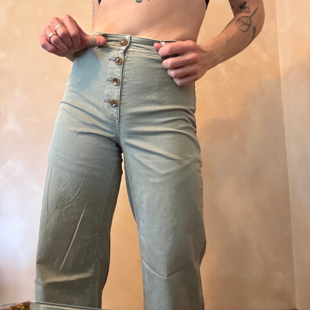 High-waisted sage Everlane pant